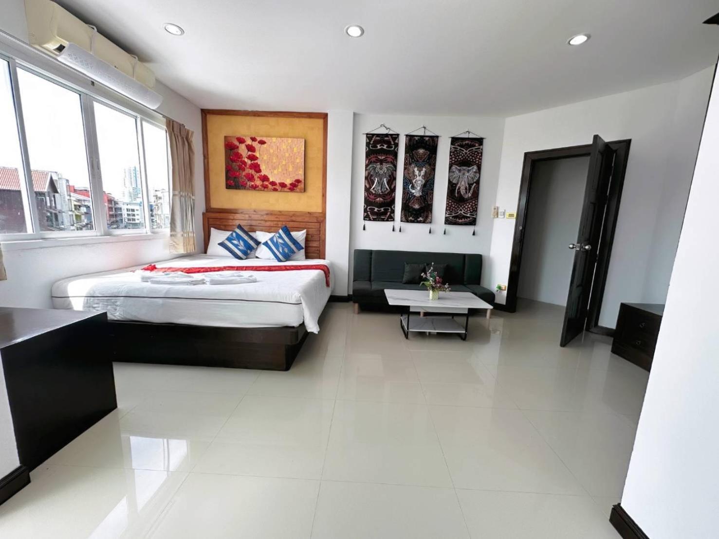 Abby'S House Hotel Patong Bagian luar foto