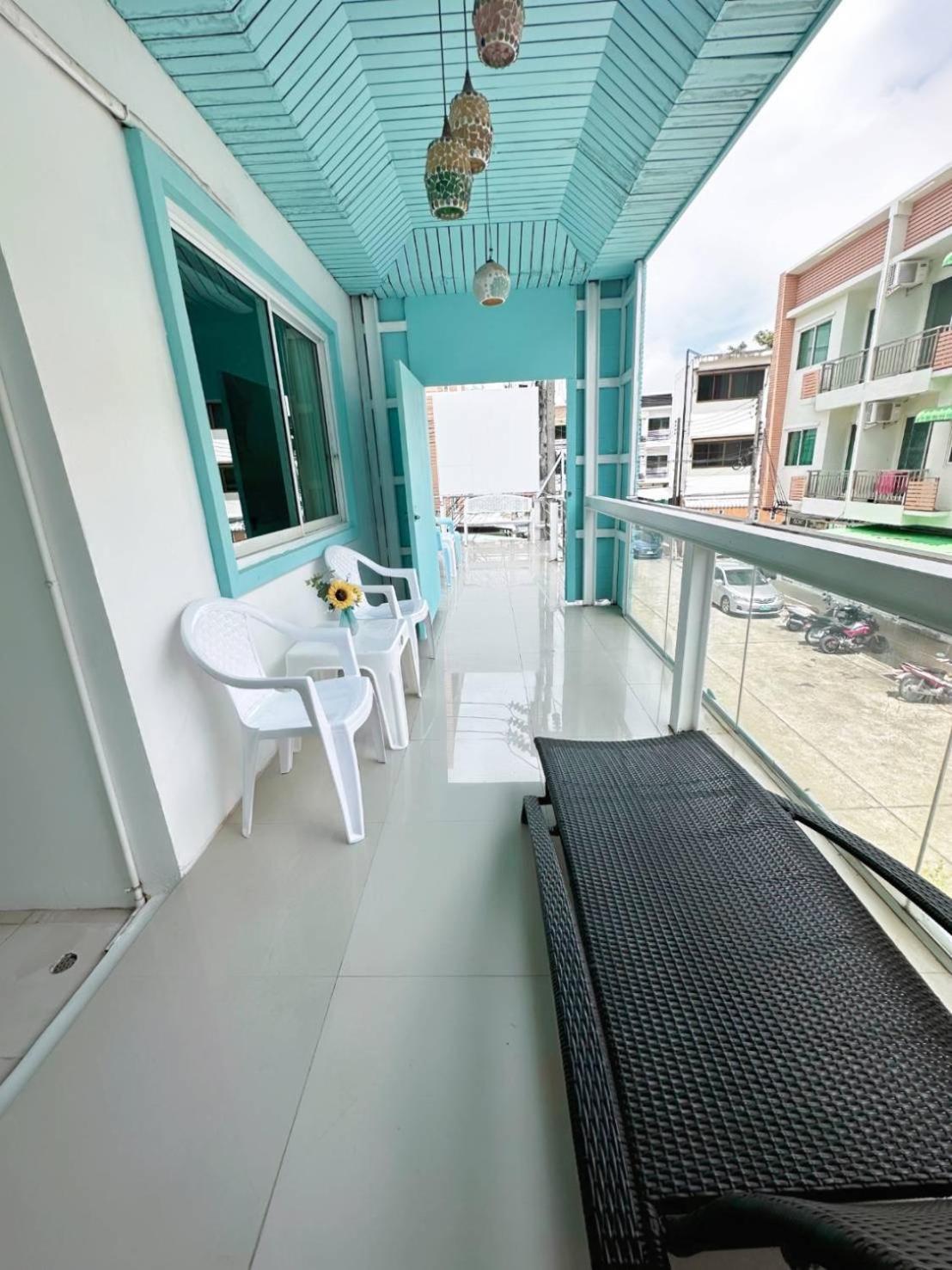 Abby'S House Hotel Patong Bagian luar foto